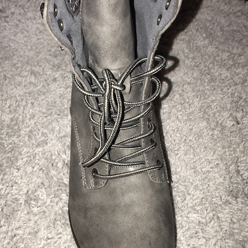 Booties - Picture 3 of 5